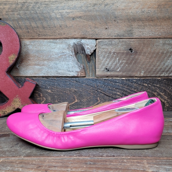 J. Crew Shoes - Comfortable J Crew Pink Leather Slip On Flats